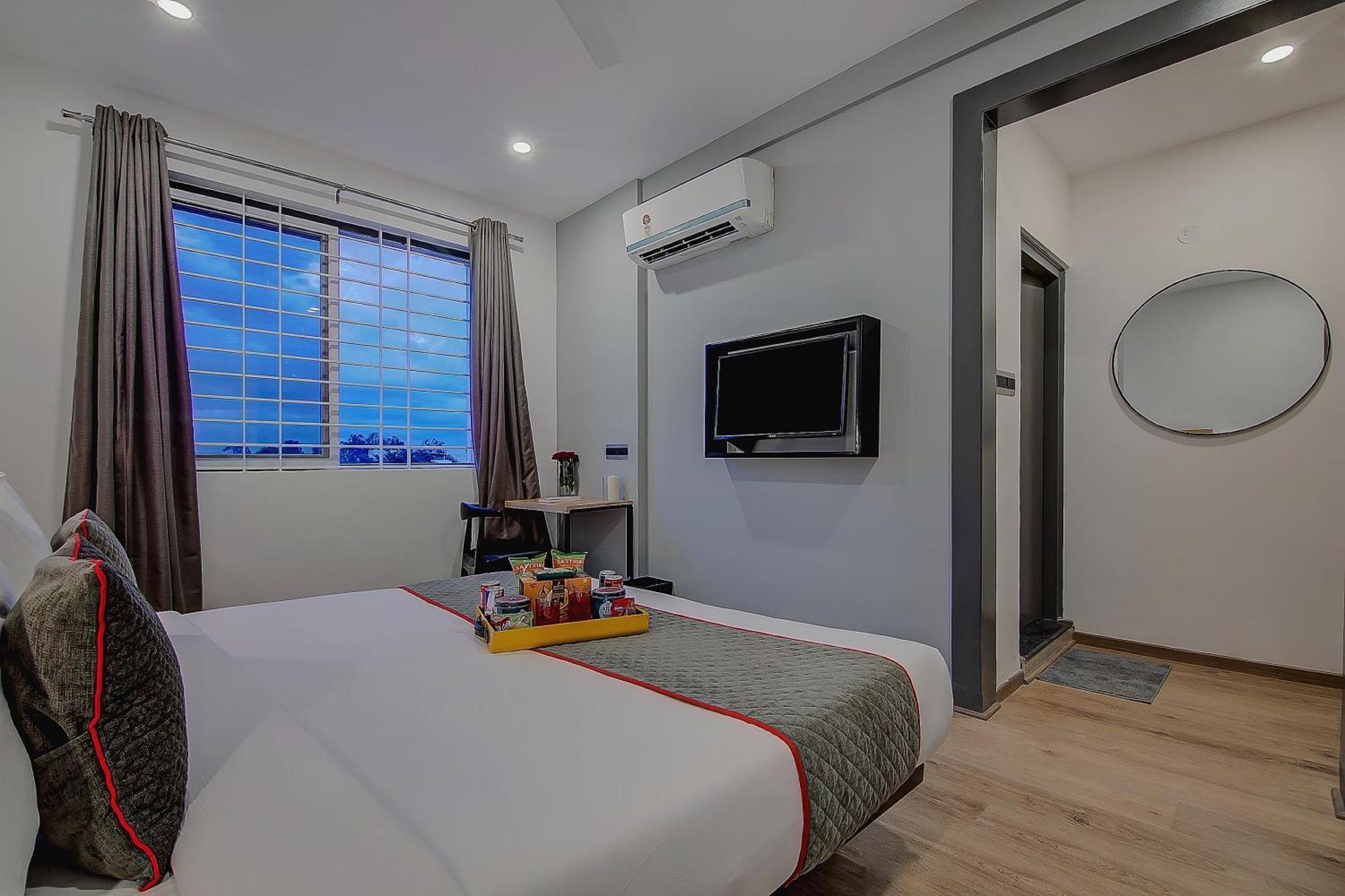 Super Townhouse Global Village Tech Park Near Kengeri Bus Terminal Metro Station Bangalore Exterior foto